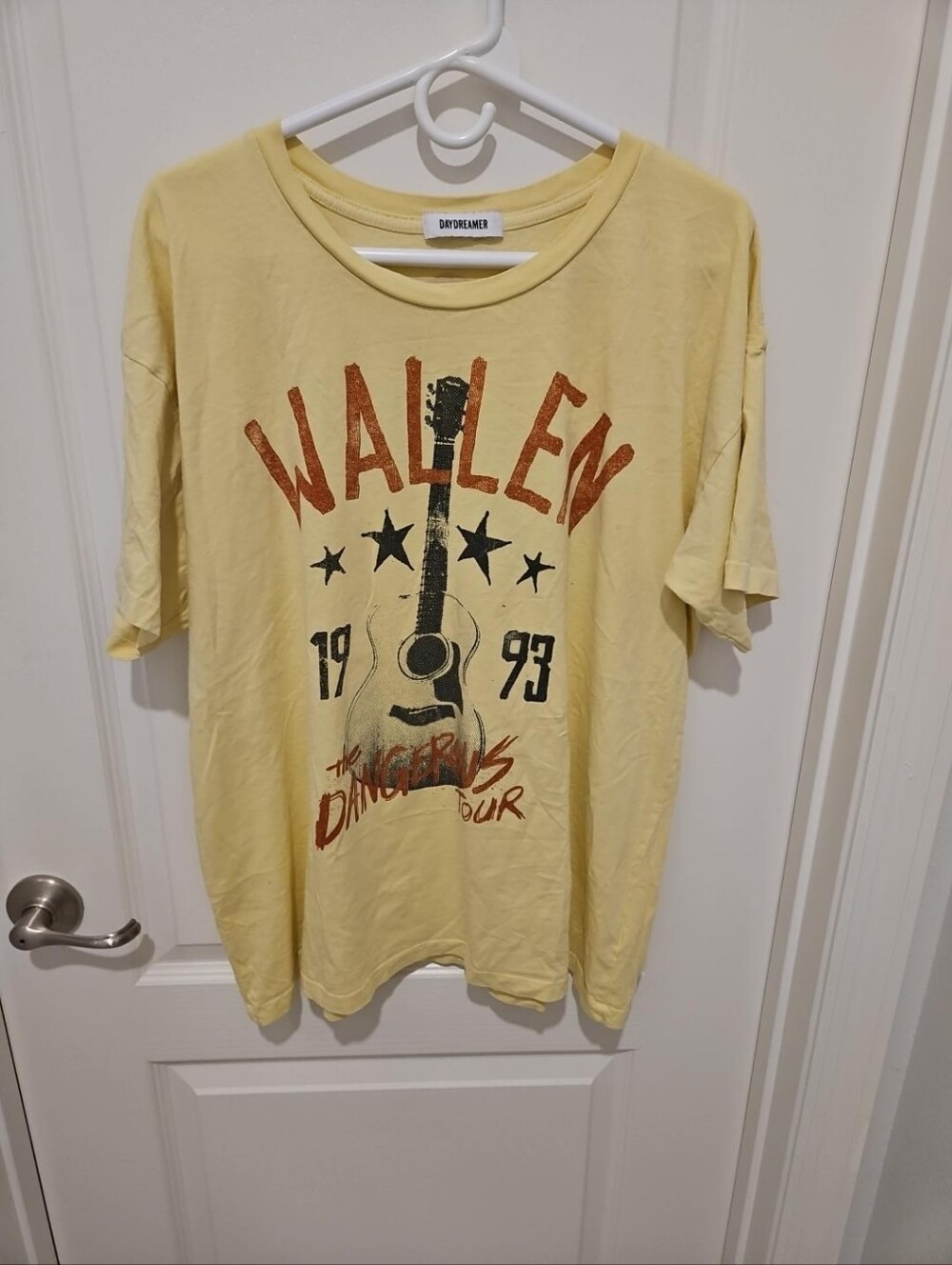 Daydreamer Morgan Wallen 93 Dangerous Tour Graphic Tee Yellow L Made USA